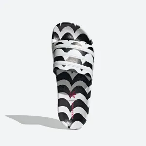 10 x Pairs adidas Originals Adilette Womens Flip Flops (GW7536) rrp£50.00 - Only £16.99