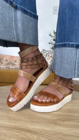 BedStu Artemia, Bone Tan Rustic