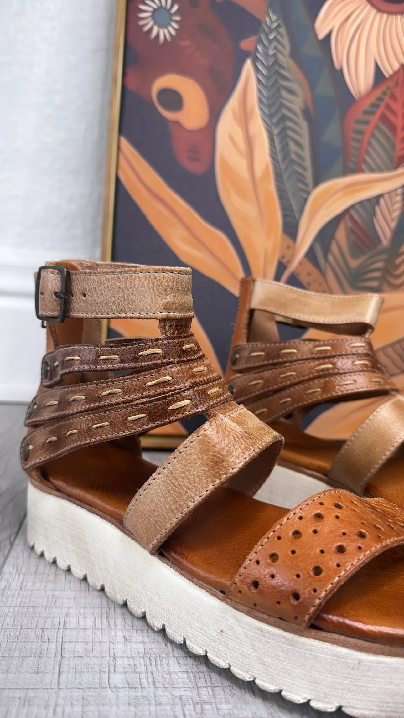 BedStu Artemia, Bone Tan Rustic
