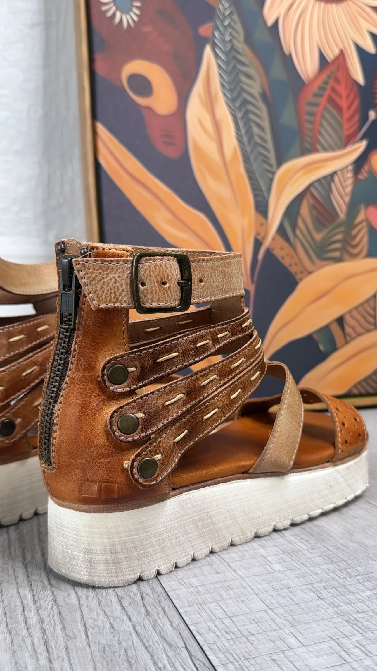 BedStu Artemia, Bone Tan Rustic