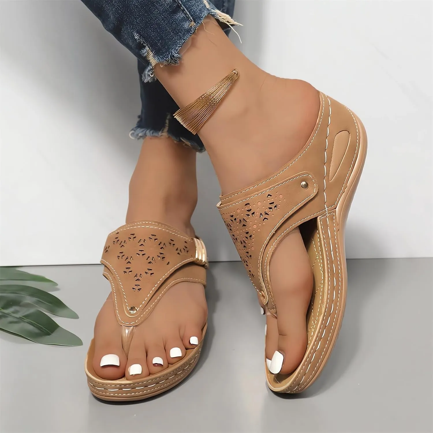 Breathable Mesh Sports Sandals With Non-Slip Sole, 2024 New Women’s Thick-Soled Flip-Flops, Wedge Heel Slippers