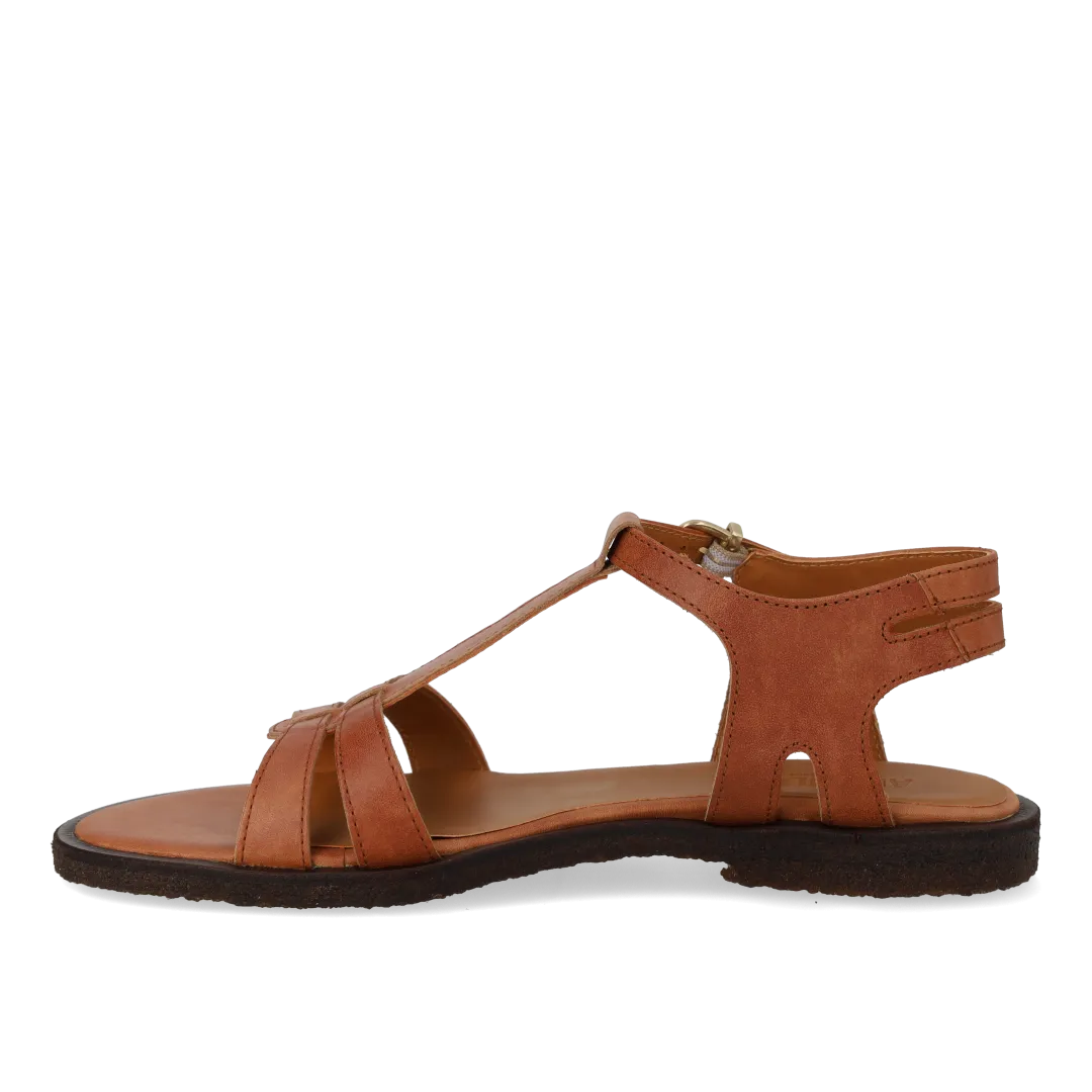 Classic strappy sandal