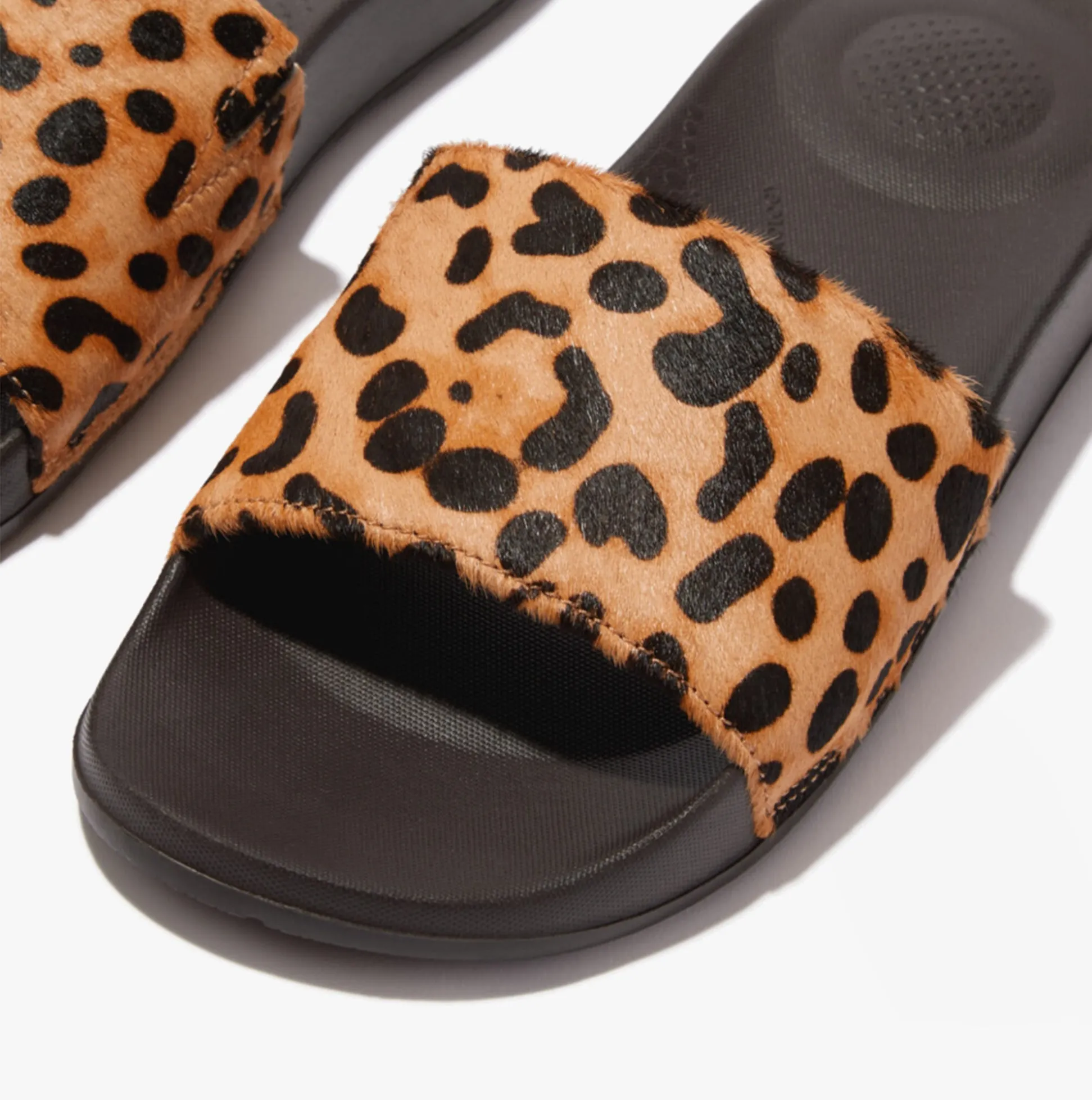 FitFlop iQUSHION Womens Hair-On Leather Sliders Leopard