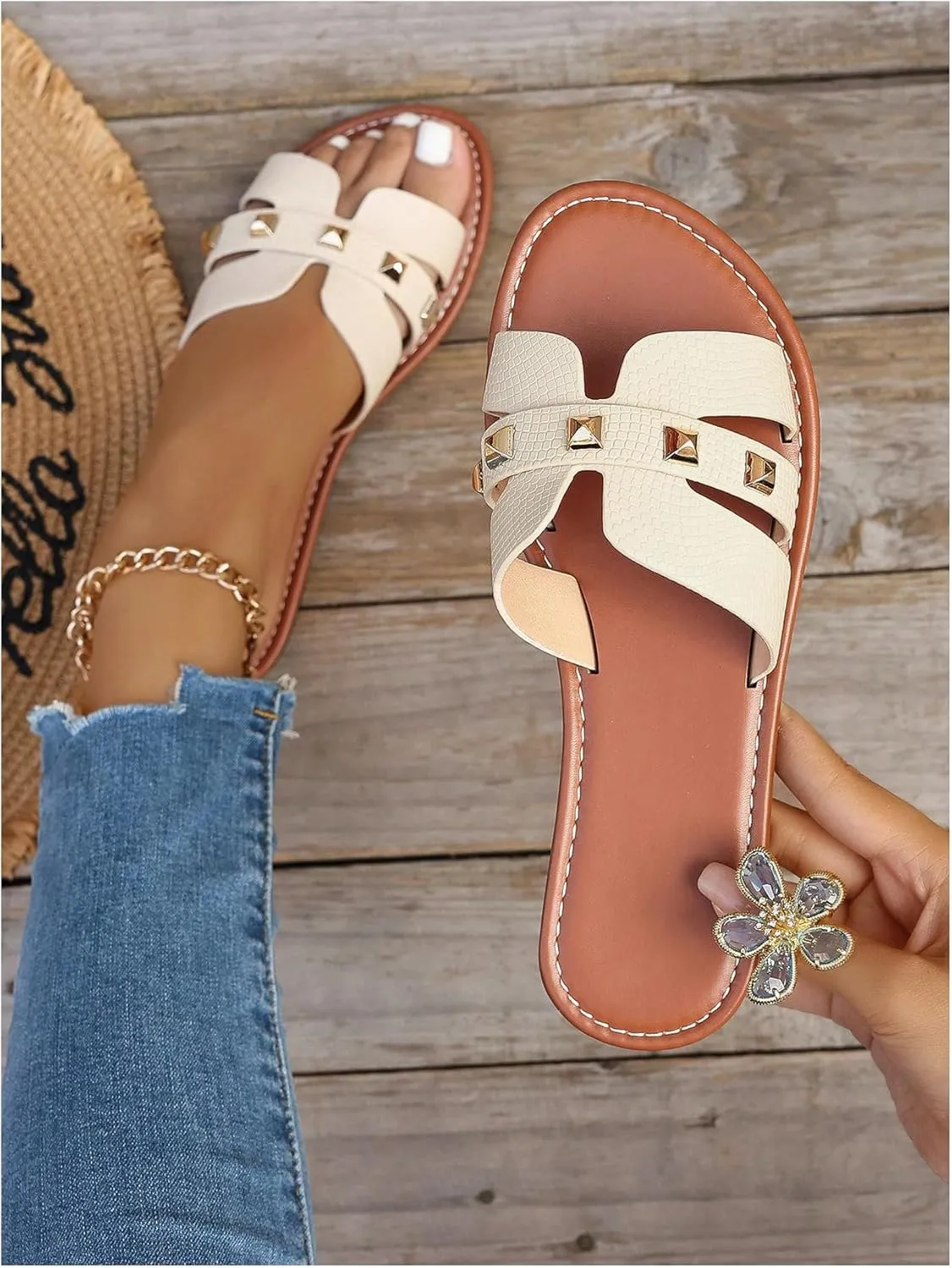 Floerns Women's Studded Cut Out Flat Sandal Open Toe Leather Slip on Beach Shoes