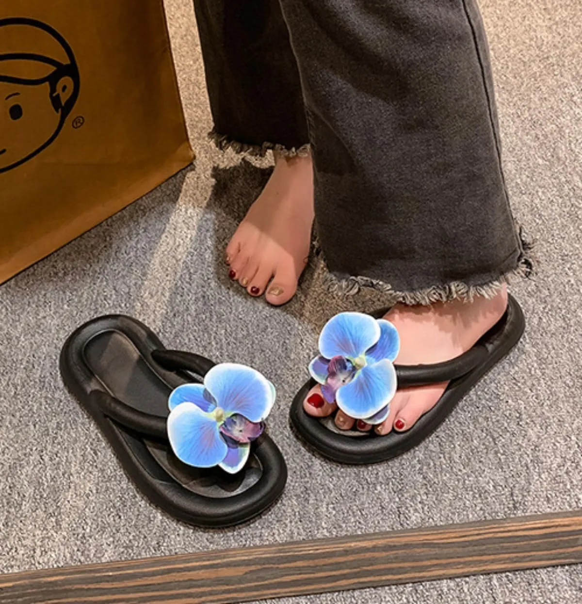 Flower Slippers Cute Flip Flops Summer Beach Soft Sole Kawaii Preppy Slides Indoor Outdoor for Women Men