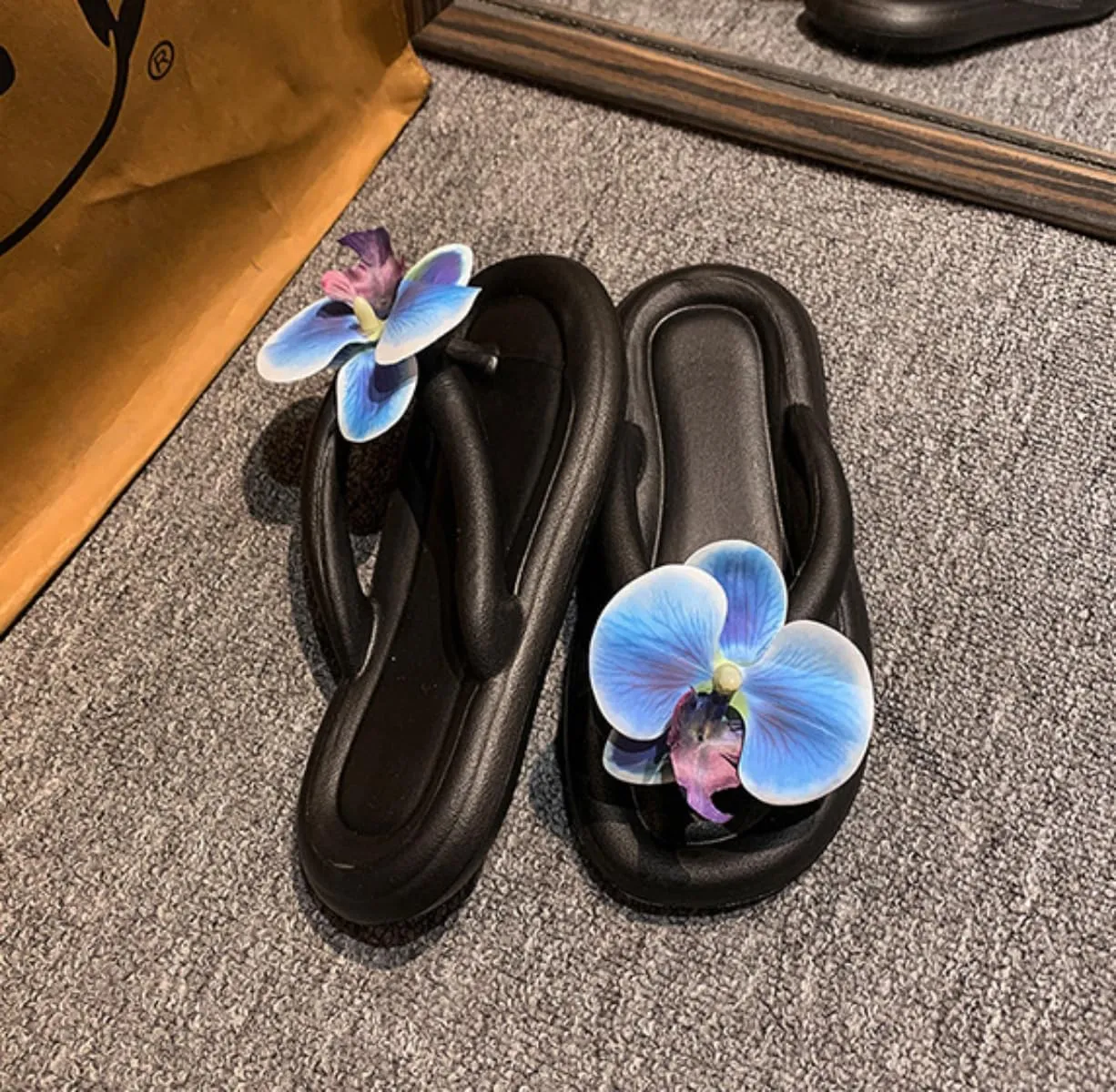 Flower Slippers Cute Flip Flops Summer Beach Soft Sole Kawaii Preppy Slides Indoor Outdoor for Women Men