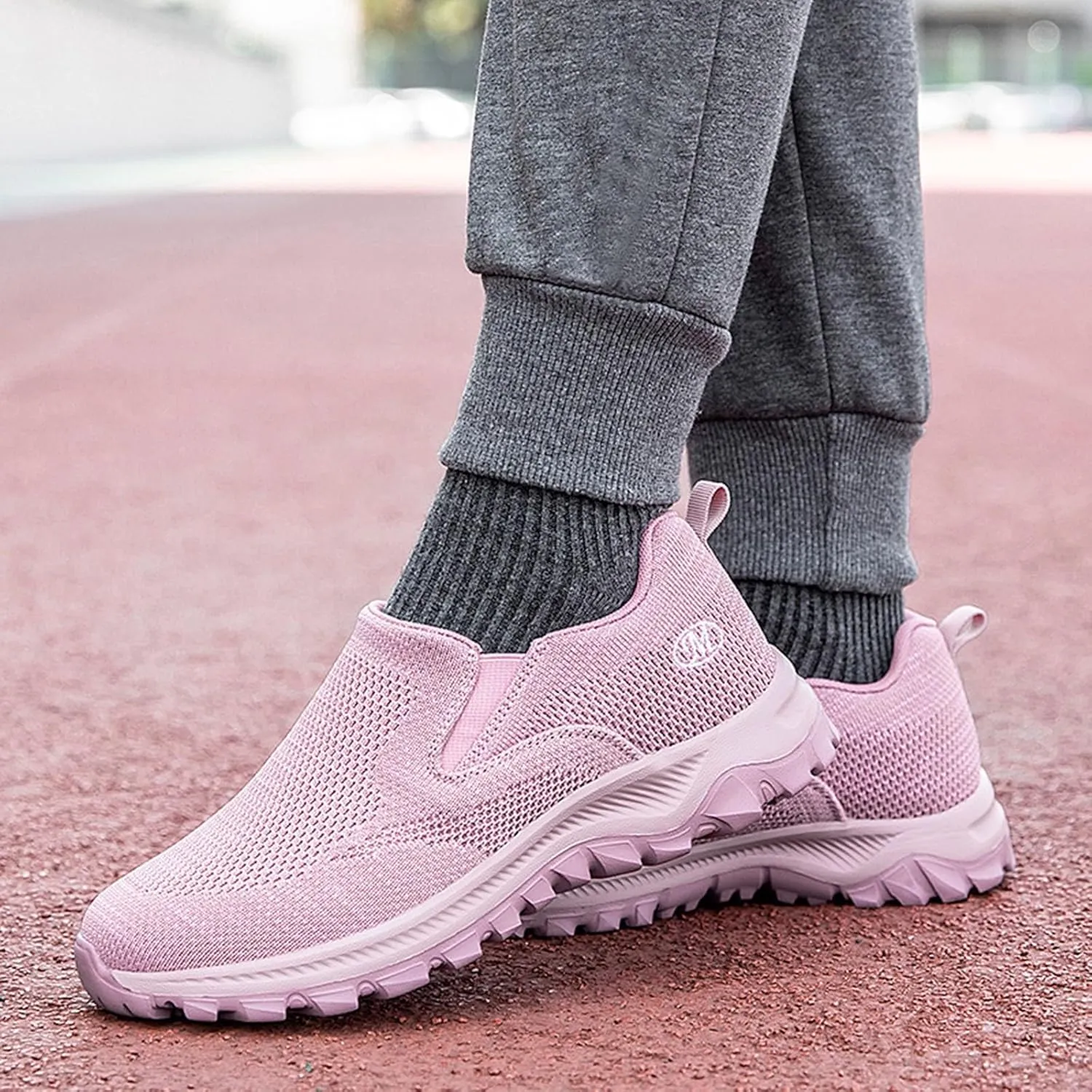 Foreign Trade New Flying Weaving Mesh Breathable Women's and Men's Shoes Round Head Low Top Classic Nylon Sneaker Womens