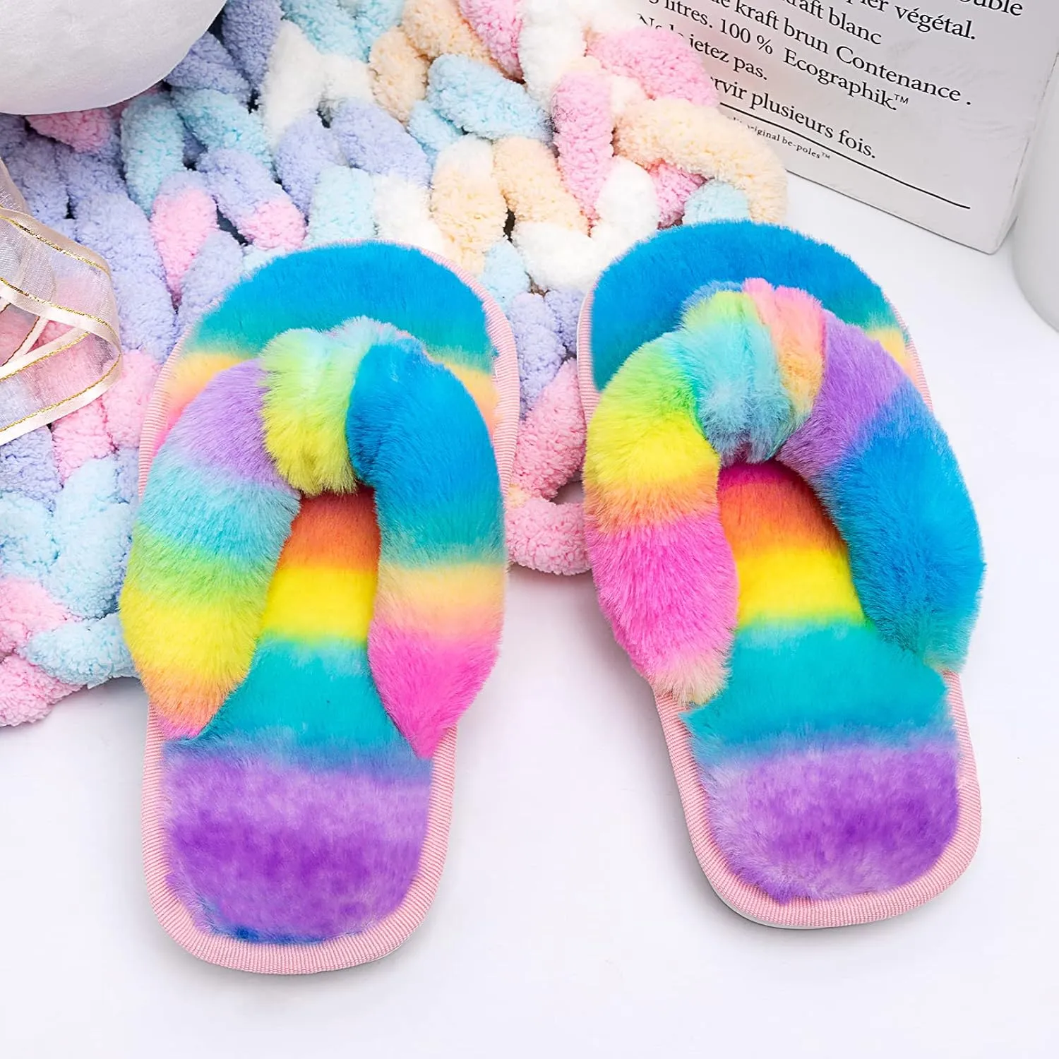 Kids Flip Flop Slippers Soft Plush Fuzzy House Home Thong Slippers for Boys and Girls Open Toe Indoor Outdoor Warm Comfy Slip On