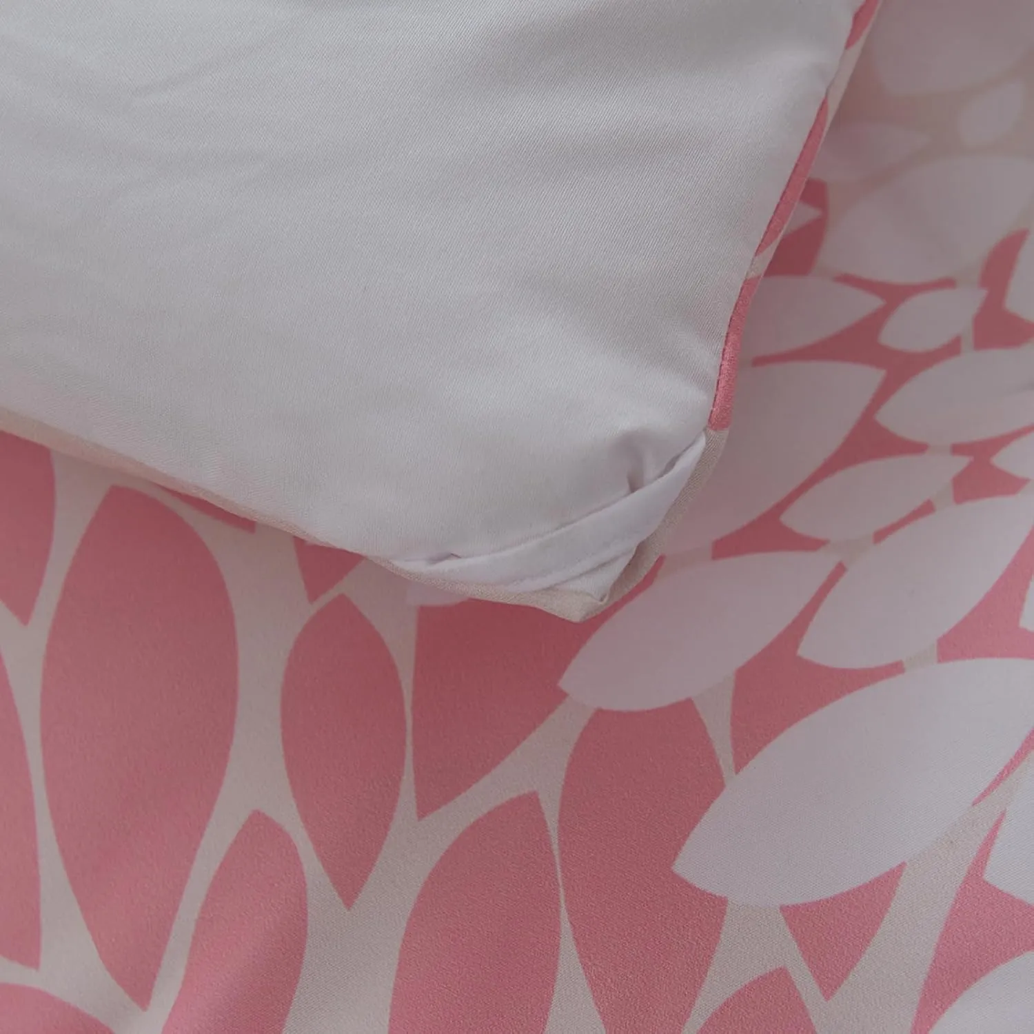 Koniroom 8-Piece Pink Comforter Set King Size - Beige White Flower Bed in a Bag with Sheets, Pillowcases, Shams, and Decorative Pillow Cover