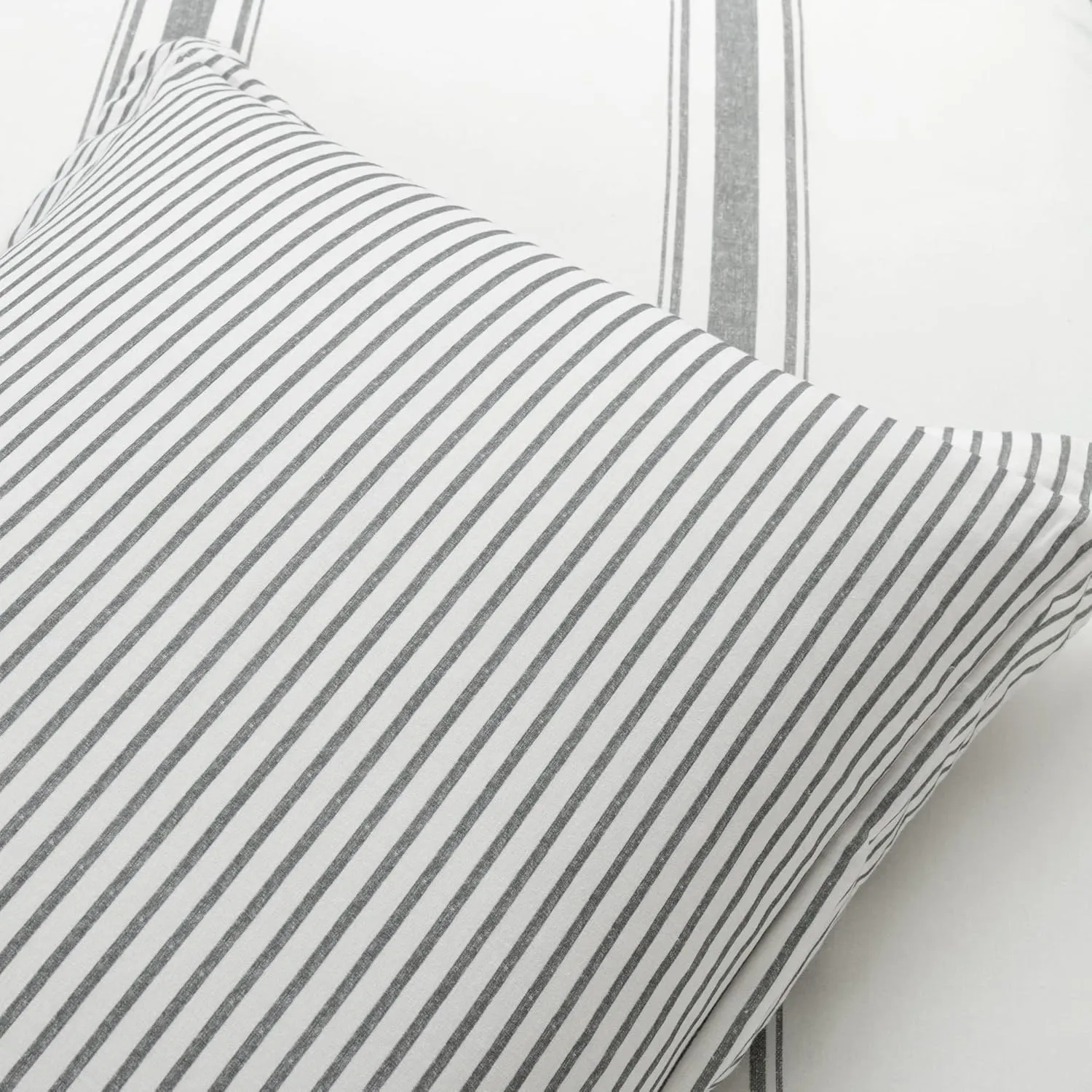 Lush Decor Farmhouse Stripe Reversible Cotton Comforter Set, 3 Piece Set, Full/ Queen, Dark Gray - Cozy Farmhouse Bedding Set - Rustic Decor - Striped Comforter - Modern Farmhouse Bedroom Decor