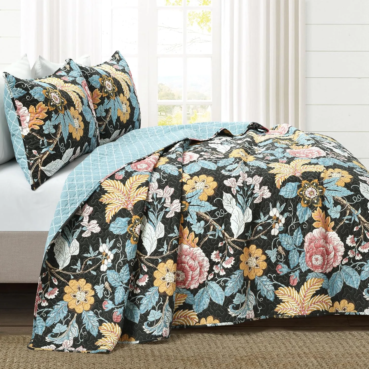 Lush Decor Sydney 3 Piece Quilt Set, Black & Blue, Full Queen