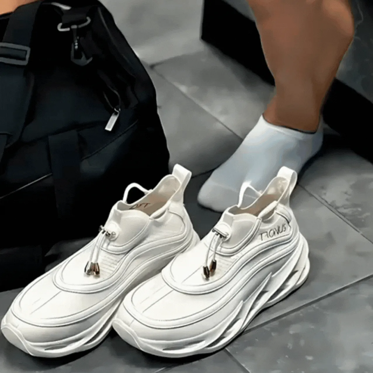 MENS LUXE CUSHIONED LOW TOPS CLOUD