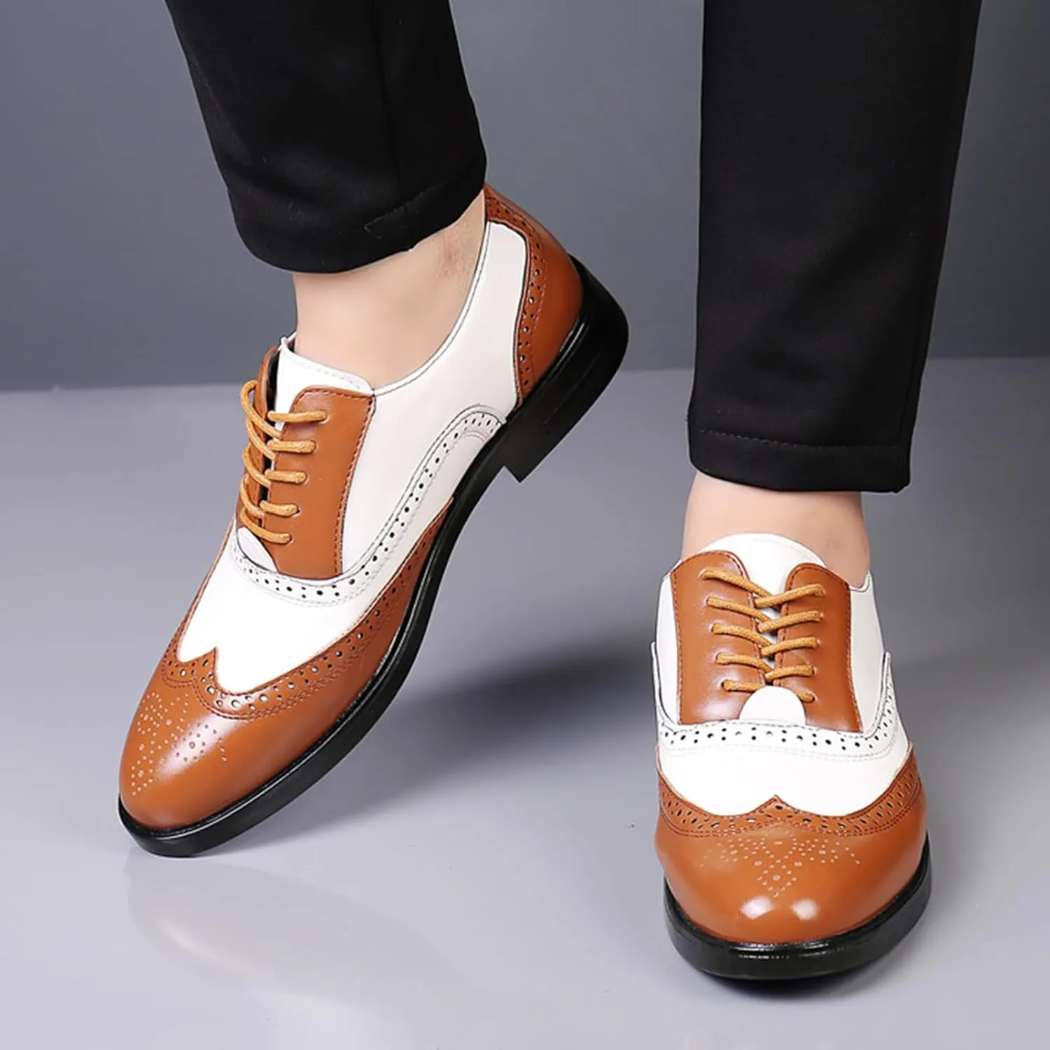 Men's Patchwork Two Tone Brogue Oxfords Shoes Fashion Hand Stitched Leather Dress Shoes Round-Toe Lace up Low Top Business Formal Derby Shoes