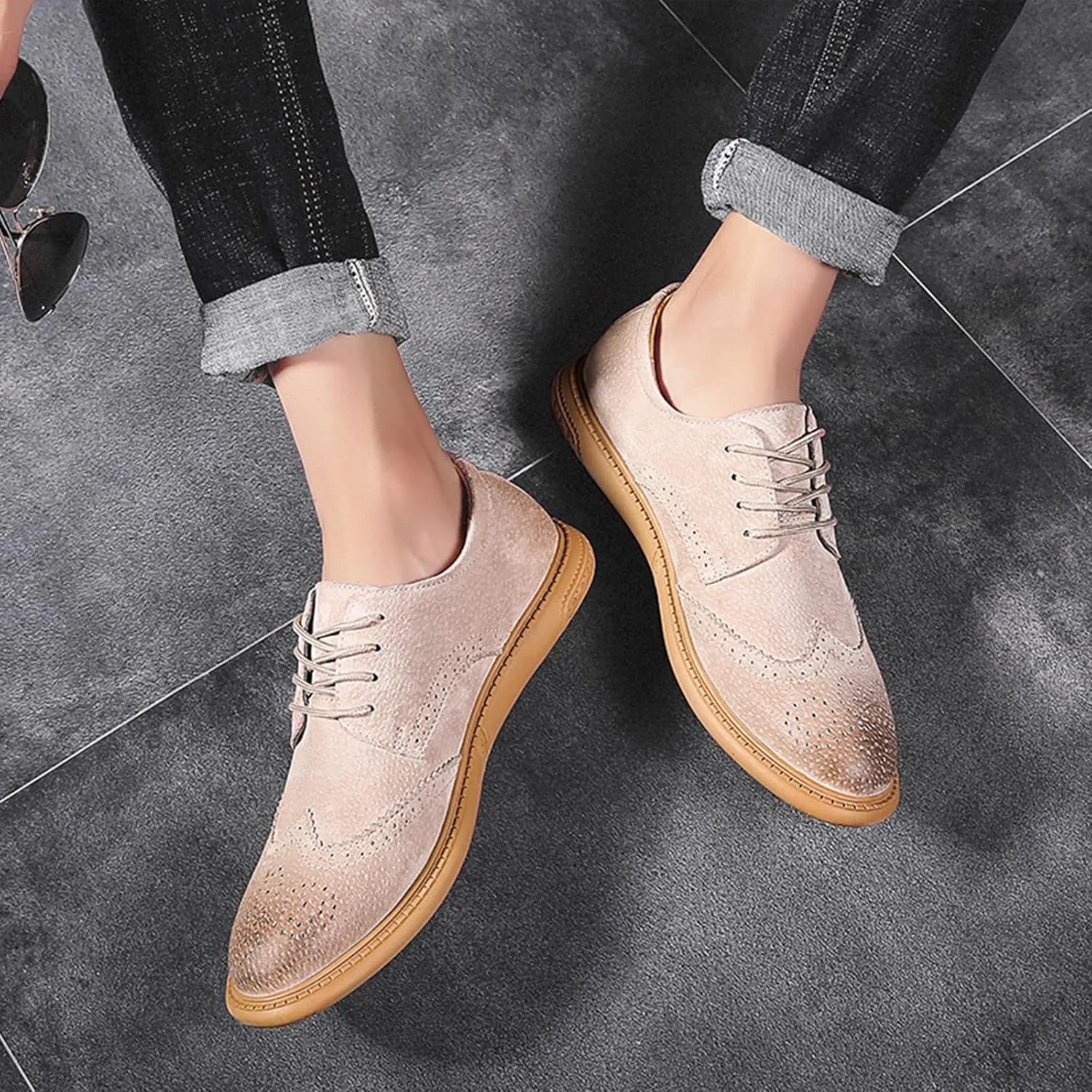 Men's Retro Leather Oxford Dress Shoes - Wingtip Brogue Derby with Round Toe Low Heel Lace-Up Design for Business Formal & Casual Wear - Comfortable & Stylish