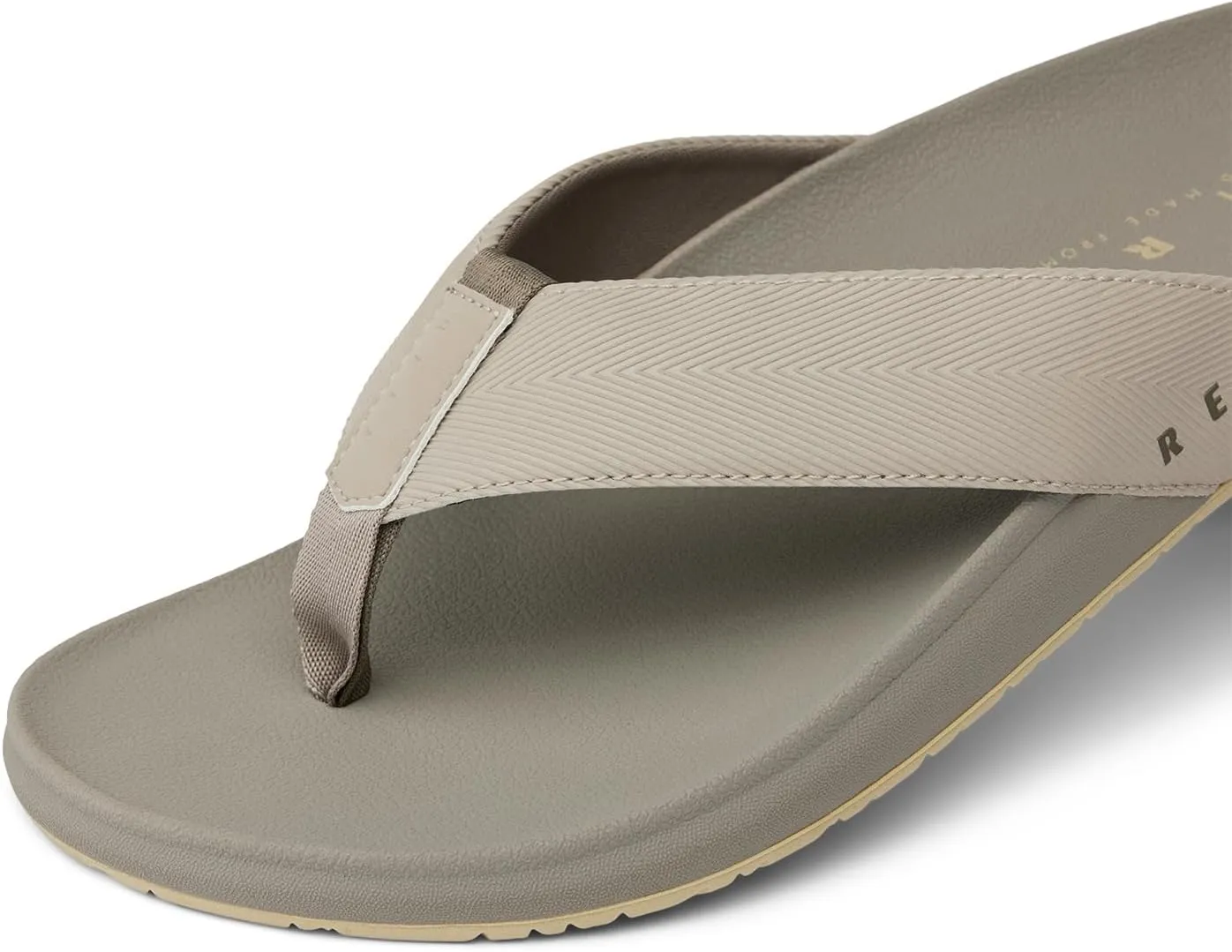 REEF Raglan Men's Flip Flop Sandal, Soft & Supportive Footbed, Water Friendly Straps