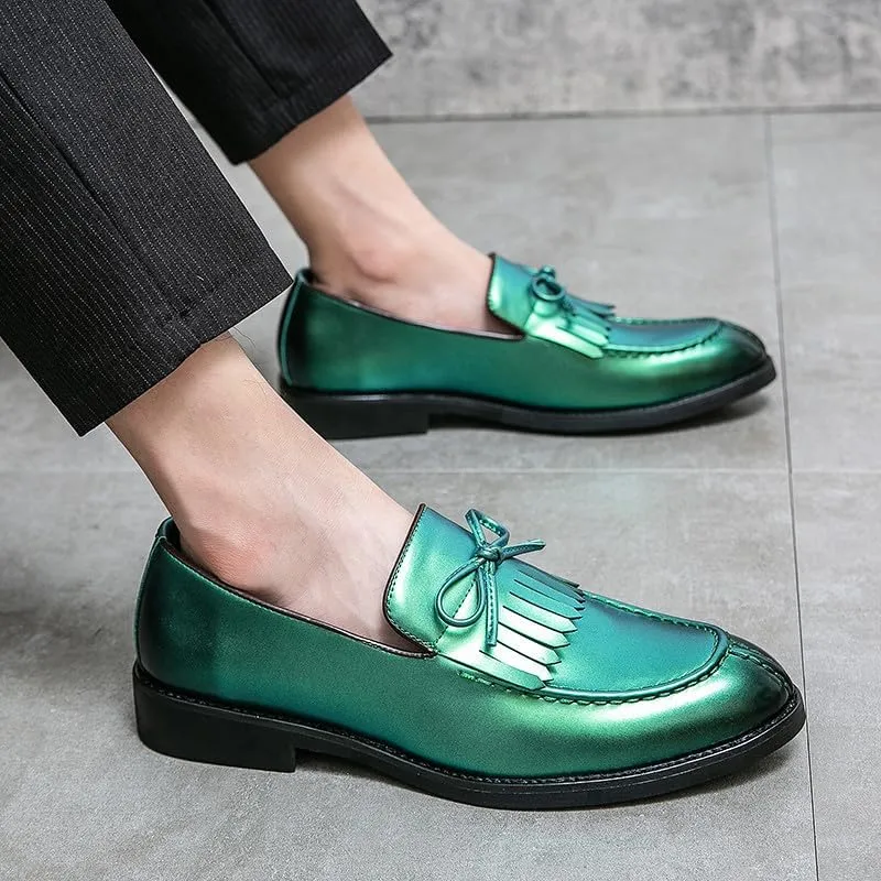 Santimon Men's Moc Toe Kiltie Bow Slip-on Loafers with Matte Finish Comfort Walking Dress Driving Moccasins Casual Boat Shoes