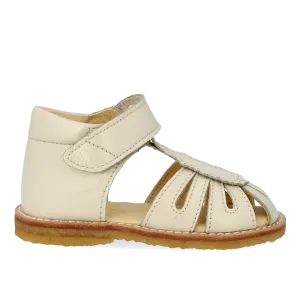 Starter sandal with velcro closure