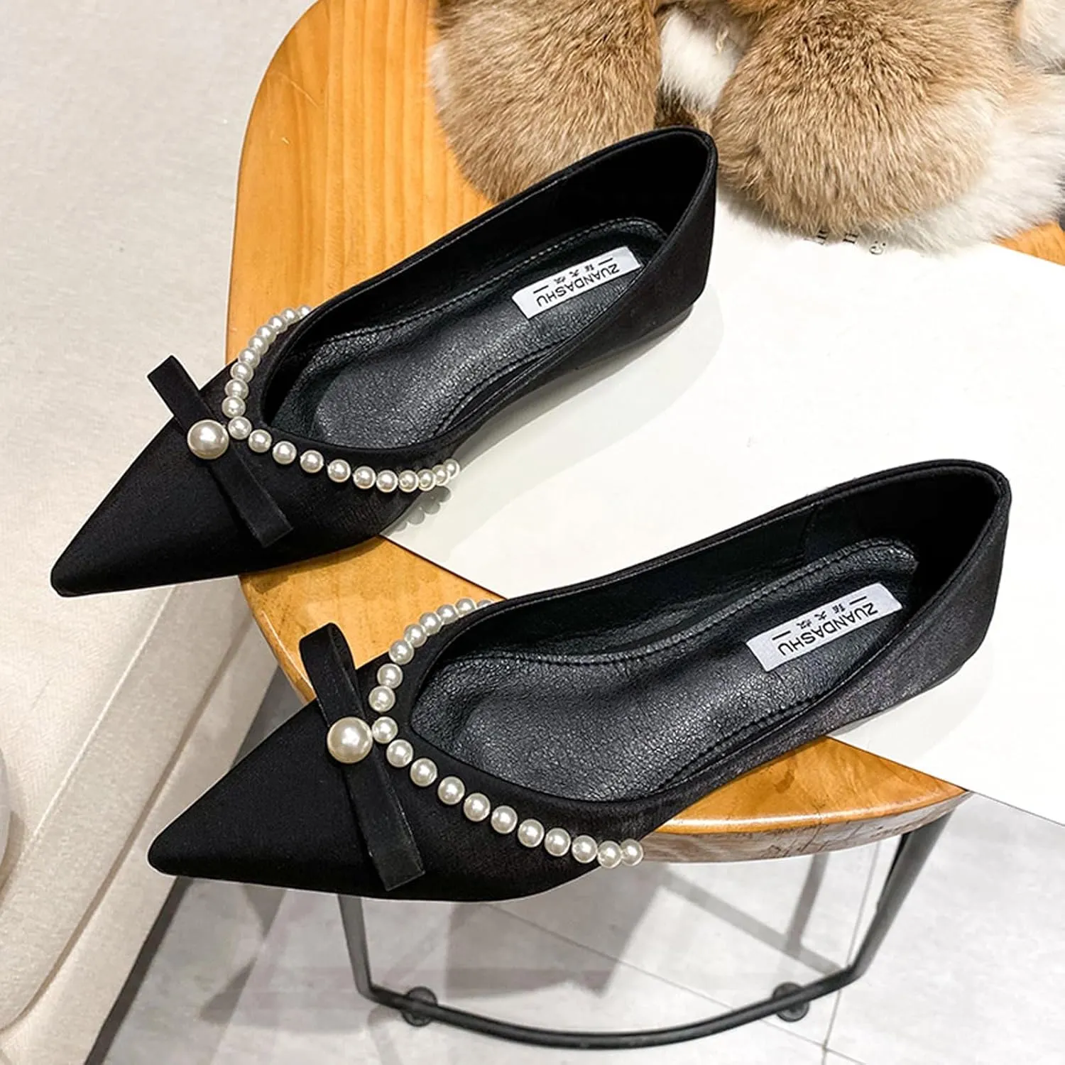 Women's Pearl Decoration Satin Flats Fashion Pointed Toe Bow Slip-on Flat Shoes Low top Comfortable Dress Shoes